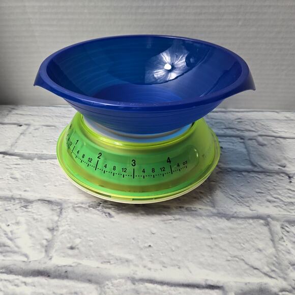 Tupperware Healthy Kitchen Basics Scale 4.5 pound 2 kilograms 1000 grams - Picture 1 of 13